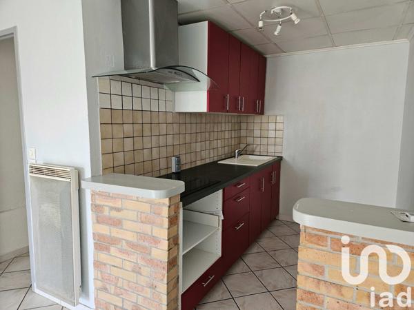 Maison de village 12 pièces de 264 m² à Guîtres (33230)