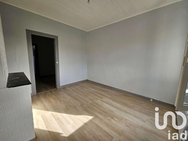 Maison de village 12 pièces de 264 m² à Guîtres (33230)