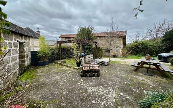 Maison à louer    2 pièces •  Brive-la-Gaillarde