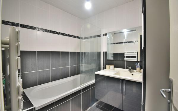 Appartement à vendre    4 pièces •  Lagnieu