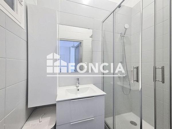 Location Appartement 2 pièces 38.6 m² - 6 RUE ST BRUNO Marseille 13004