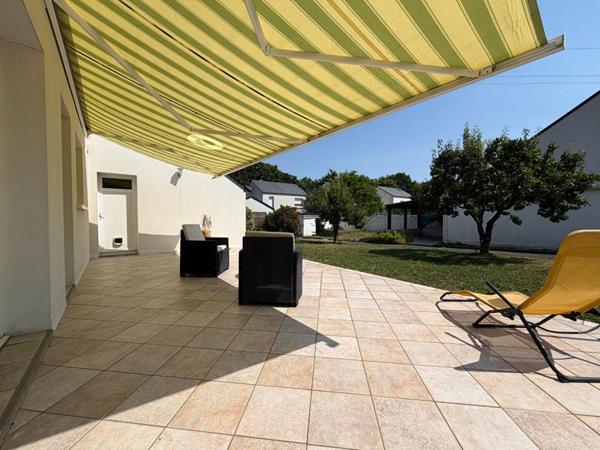 Maison à vendre à la La Chapelle sur Erdre 3 chambres et un bureau