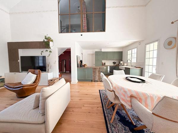Maison à vendre à la La Chapelle sur Erdre 3 chambres et un bureau