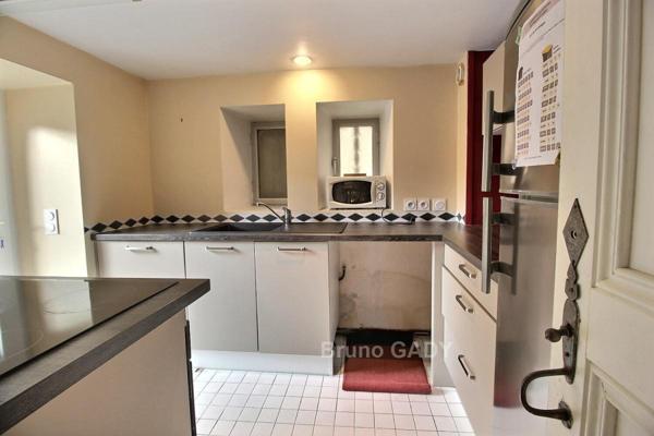 Maison de village avec piscine chauffée, proche Lalinde