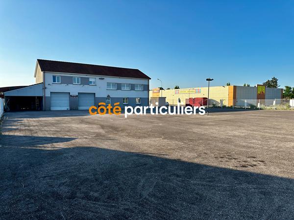 Location Local commercial135 m² - 1 Pièce - CHARMES (88130)