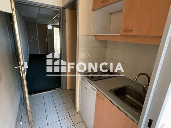 Location Studio 19.2 m² - 26 RUE MONTHOLON Bourg En Bresse 01000