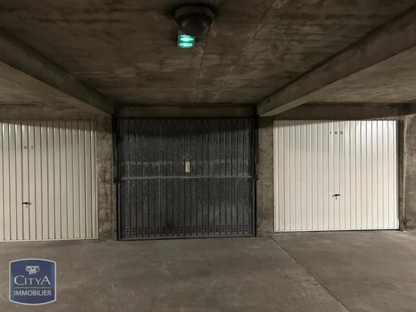 Parking à louer Villeurbanne (69100)