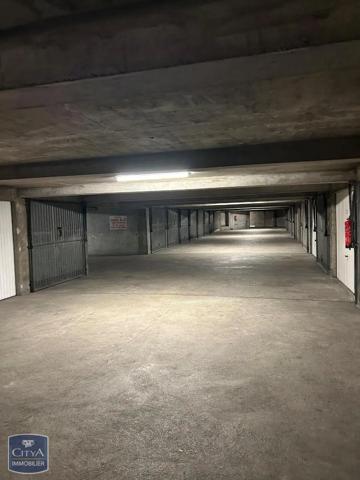 Parking à louer Villeurbanne (69100)