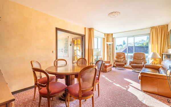 Appartement à vendre    4 pièces • 84,60 m2 Sèvres