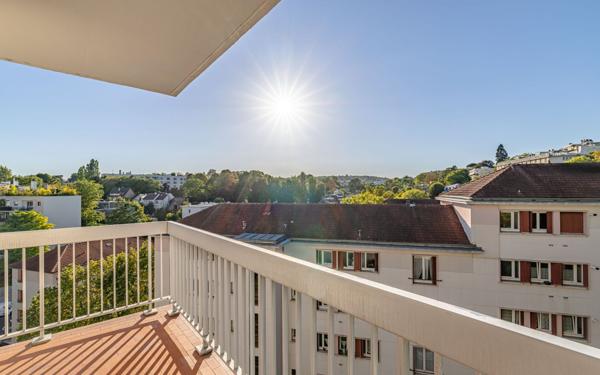 Appartement à vendre    4 pièces • 84,60 m2 Sèvres