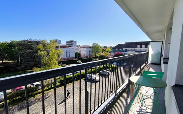 Appartement à vendre    4 pièces • 74 m2 Corbeil-Essonnes