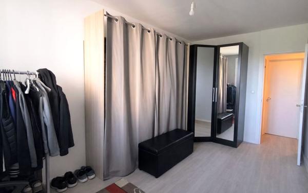 Appartement à vendre    4 pièces • 74 m2 Corbeil-Essonnes