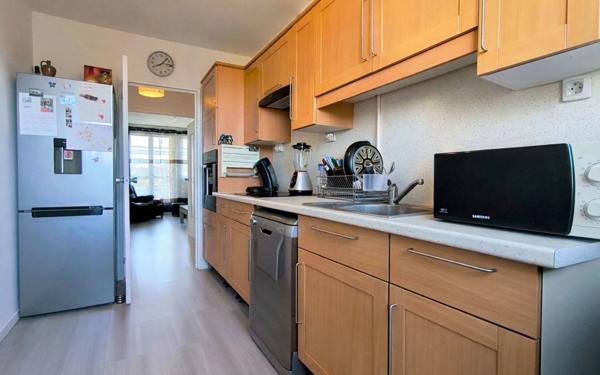 Appartement à vendre    4 pièces • 74 m2 Corbeil-Essonnes