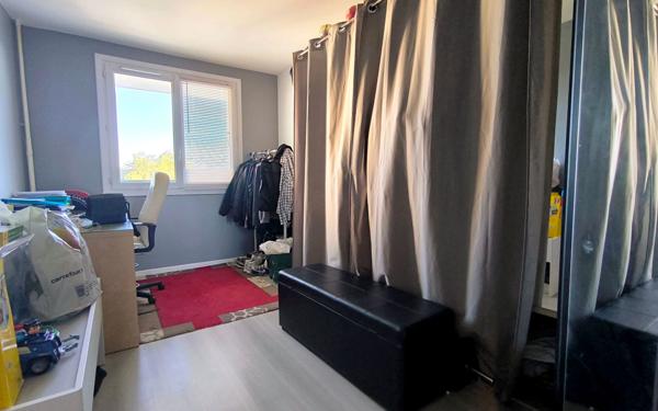 Appartement à vendre    4 pièces • 74 m2 Corbeil-Essonnes