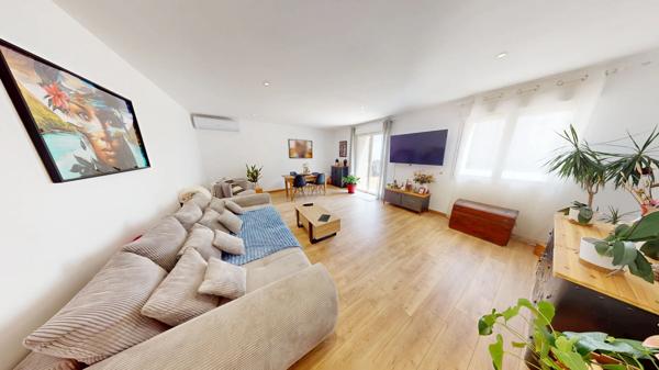 A VENDRE Maison de ville exceptionnelle MANDUEL P8