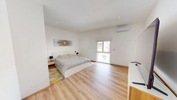 A VENDRE Maison de ville exceptionnelle MANDUEL P8