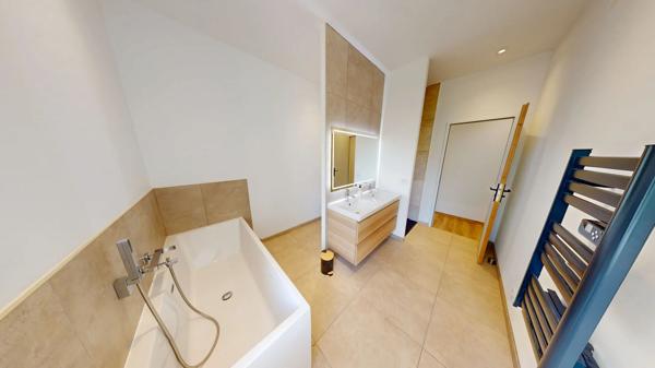 A VENDRE Maison de ville exceptionnelle MANDUEL P8