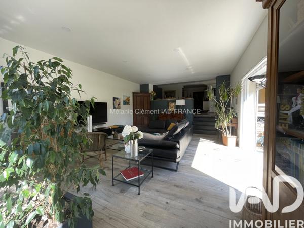 Maison à vendre 10 pièces 227 m² Bandol