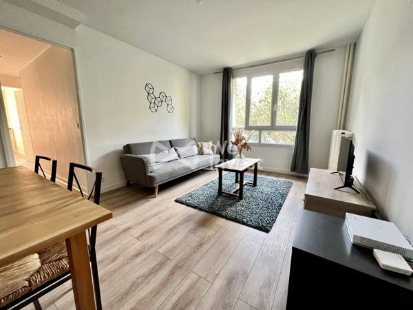 Location Appartement 4 PIèces meublé style contemporain Colombes