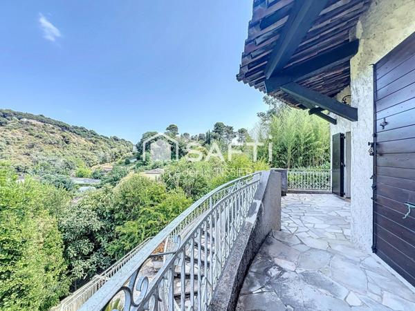 La Roquette Sur Siagne : Grande Villa 5 pièces + Appartement T2