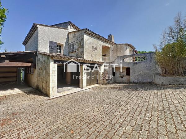 La Roquette Sur Siagne : Grande Villa 5 pièces + Appartement T2