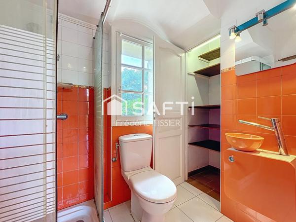 La Roquette Sur Siagne : Grande Villa 5 pièces + Appartement T2