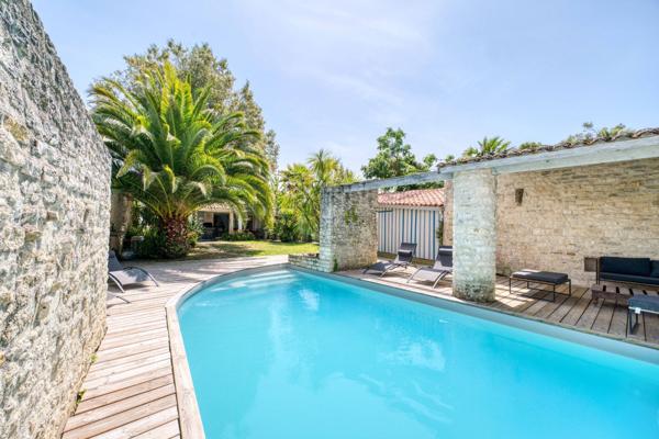 Vente Maison de luxe Saint-Pierre-d'Oléron 7 Pièces 160 m²