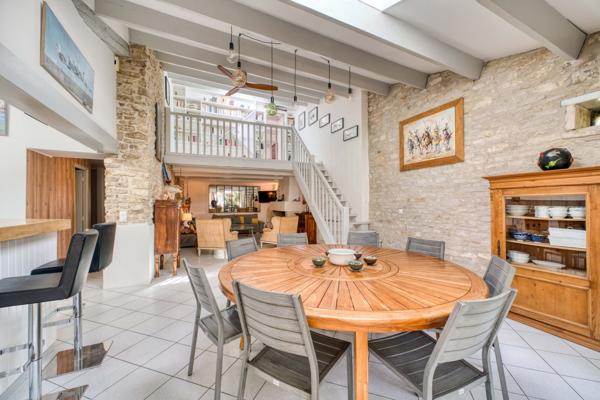 Vente Maison de luxe Saint-Pierre-d'Oléron 7 Pièces 160 m²