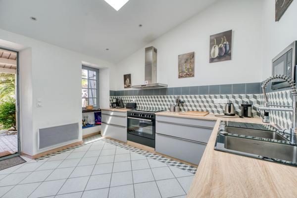 Vente Maison de luxe Saint-Pierre-d'Oléron 7 Pièces 160 m²