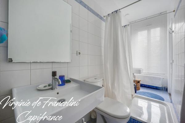 Ivry-sur-Seine-A vendre maison 7 pièces- 4 chambres -véranda, jardin, garage, cave- 3 mn à pied métro Ligne 7-au Calme