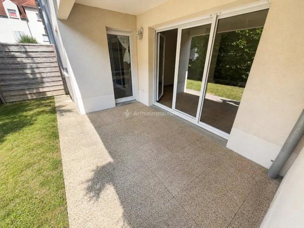 Vente                                                      Appartement
                        
                     3 pièces                      61 m2                     à Chessy