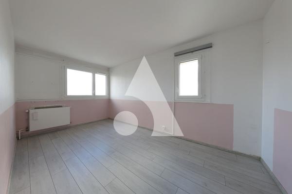 Appartement 4 pièces 77.59 m2