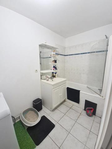 Vente                                                      Appartement
                        
                     2 pièces                      51 m2                     à Laon