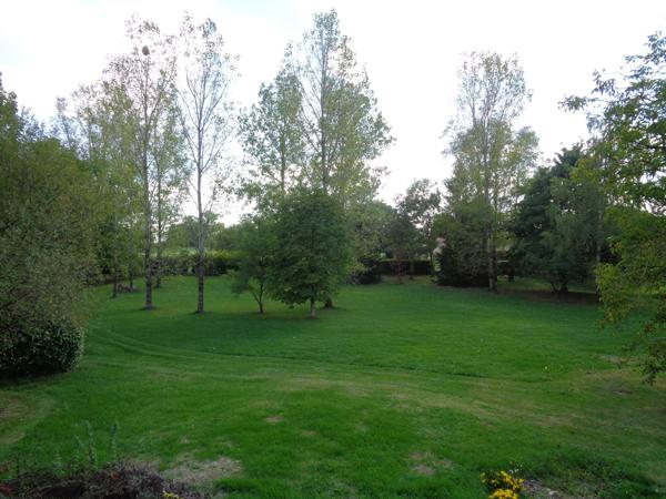 Superbe propriété de campagne, 232 m², 5732 m² de terrain constructibles, au calme