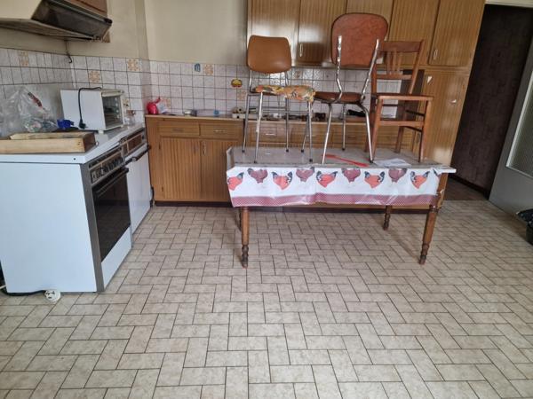 MAISON à vendre 5 pièces proche VITTEL (88) avec GARAGE et ATELIER - TERRAIN : 1515 m2