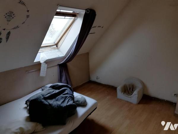 Maison fin des années 90, 4 chambres, 81 m2, travaux à prévoir