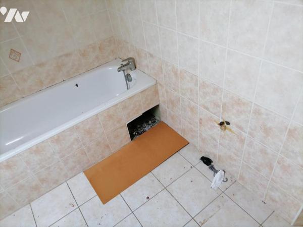 Maison fin des années 90, 4 chambres, 81 m2, travaux à prévoir