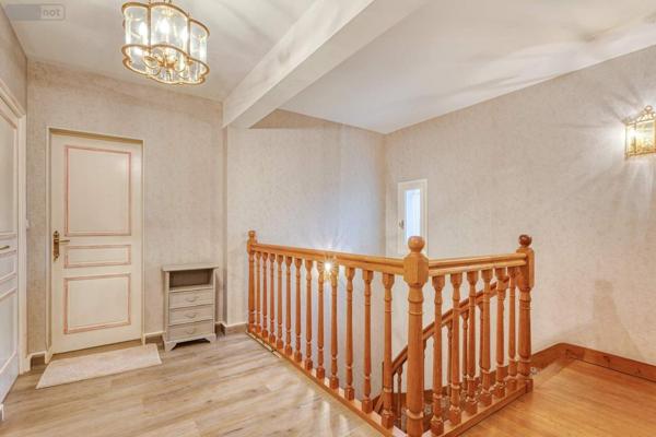 Fonds et/ou murs commerciaux à vendre à Le Mans dans la Sarthe (72000), ref : 127755   
Centre Ville