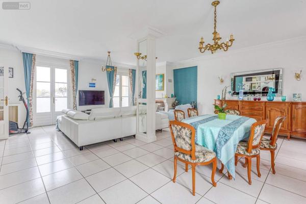 Fonds et/ou murs commerciaux à vendre à Le Mans dans la Sarthe (72000), ref : 127755   
Centre Ville