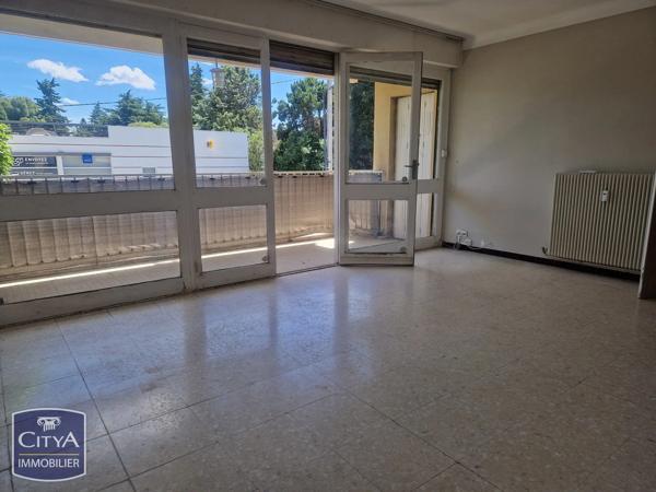 Appartement à vendre 4 pièces 95.82m² Villeneuve-lès-Avignon (30400)