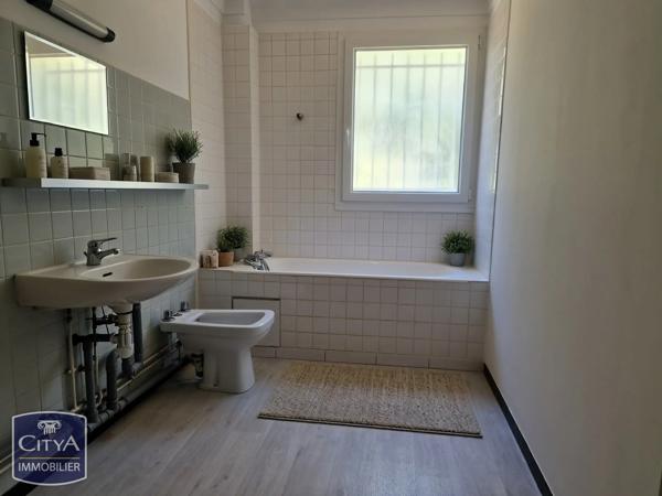 Appartement à vendre 4 pièces 95.82m² Villeneuve-lès-Avignon (30400)