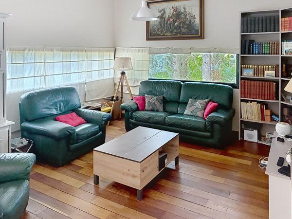 Maison 5 pièces de 105,40 m² à Briollay ? Plain-pied, 3 chambres et grande terrasse