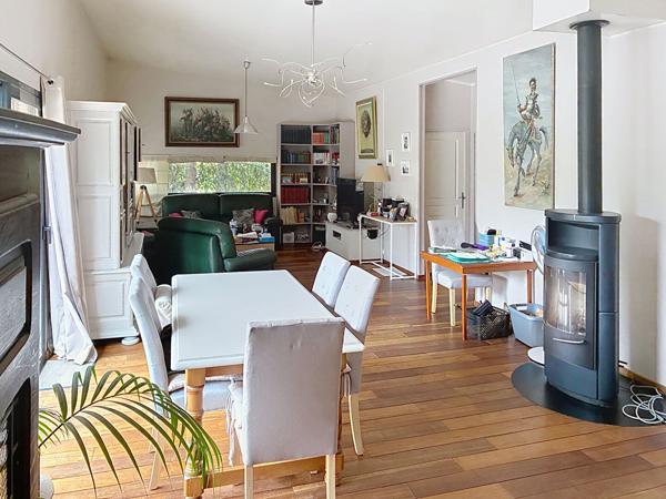 Maison 5 pièces de 105,40 m² à Briollay ? Plain-pied, 3 chambres et grande terrasse