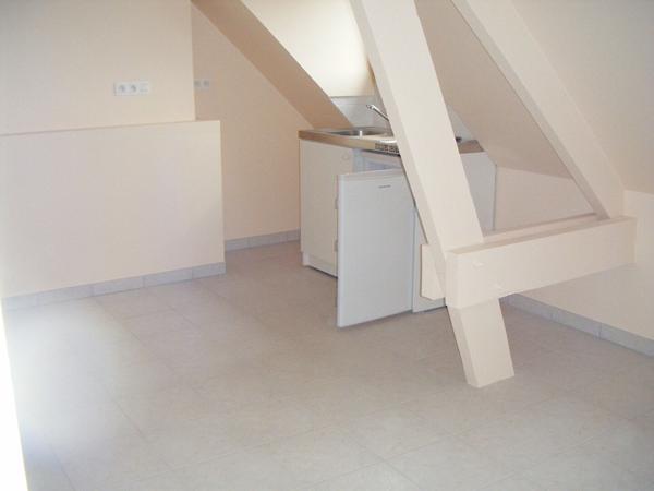 VIRE, studio de 23.80 m² au 3ème étage