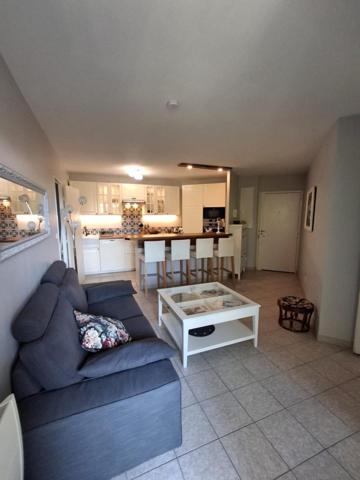 Coup de cœur ! Beau T2/T3 lumineux avec terrasse