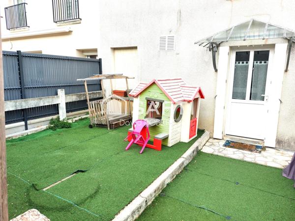 Maison type 5, pièce indépendante, cour et garage