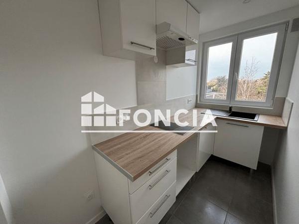 Location Studio 30.58 m² - 14 AVENUE DU MIDI Saint-maur 94100