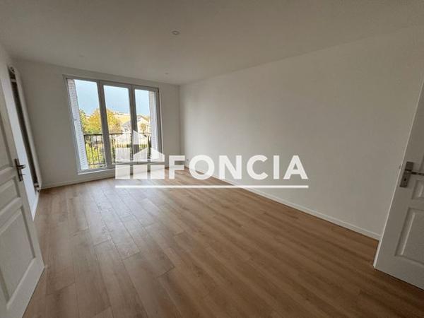 Location Studio 30.58 m² - 14 AVENUE DU MIDI Saint-maur 94100