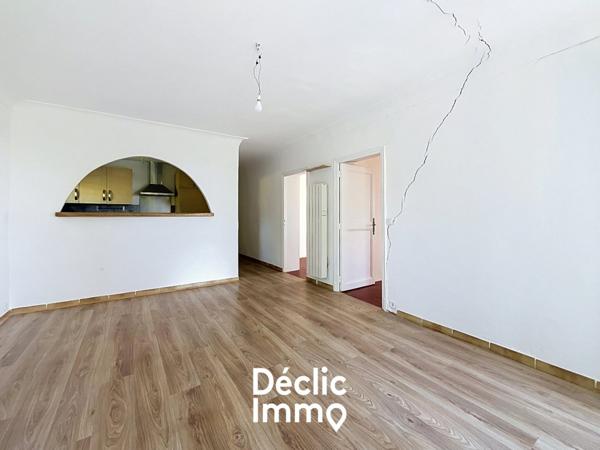 Vente maison Chateauneuf grasse, 228m² 10 pièces 526 000€ avec terrasse