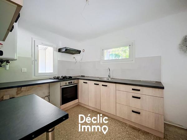 Vente maison Chateauneuf grasse, 228m² 10 pièces 526 000€ avec terrasse
